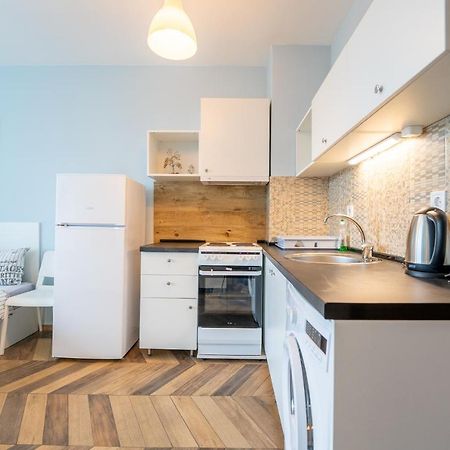 Cozy Little Apartment In Studentski Grad Sofia Exterior foto